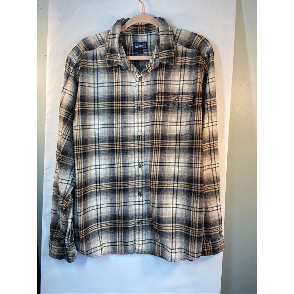 PATAGONIA MENS LARGE ORGANIC COTTON GRAY PLAID FLANNEL BUTTON UP SHIRT